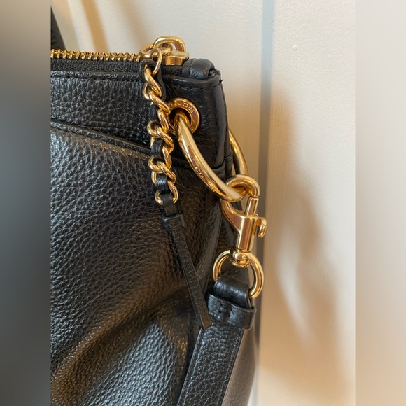 Coach Mia Sachel - Picture 3 of 15